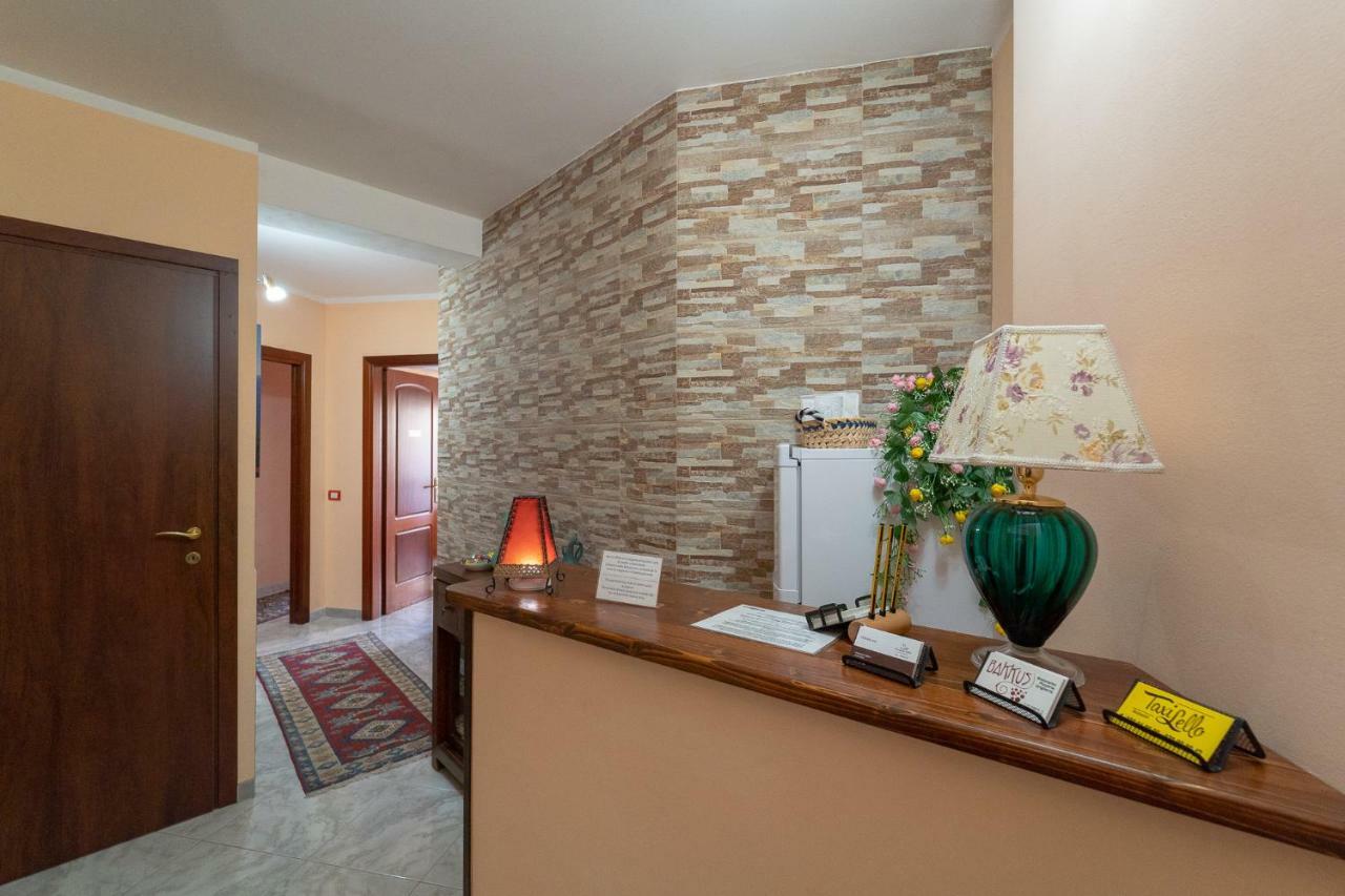 La Rosa - Elegant Rooms Sassari Exterior foto